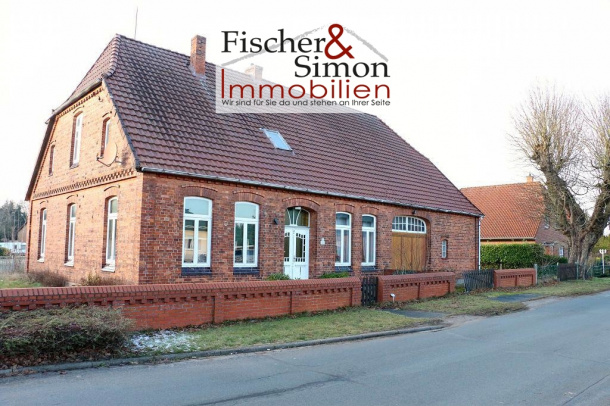 Hassel-Bauernhaus mit Stallungen, alter Diele u. ursprünglichem Charme auf ca. 1000 m² Grundstück
