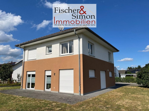 Liebenau-gepflegte Stadtvilla Bj. 2012 mit großzügigem Raumangebot-attraktive Alternative zum Neubau