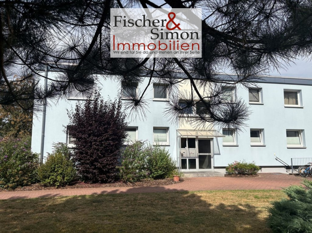 Nienburg OT Erichshagen-großzügige 4 Zimmerwohnung mit Loggia u. PKW Stellplatz im Erdgeschosss